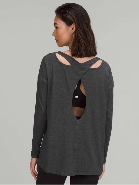 lululemon athletica Tops - Lululemon Back Into It Long‎ Sleeve Shirt Size 14 in Heathered Black (Dark Gray)